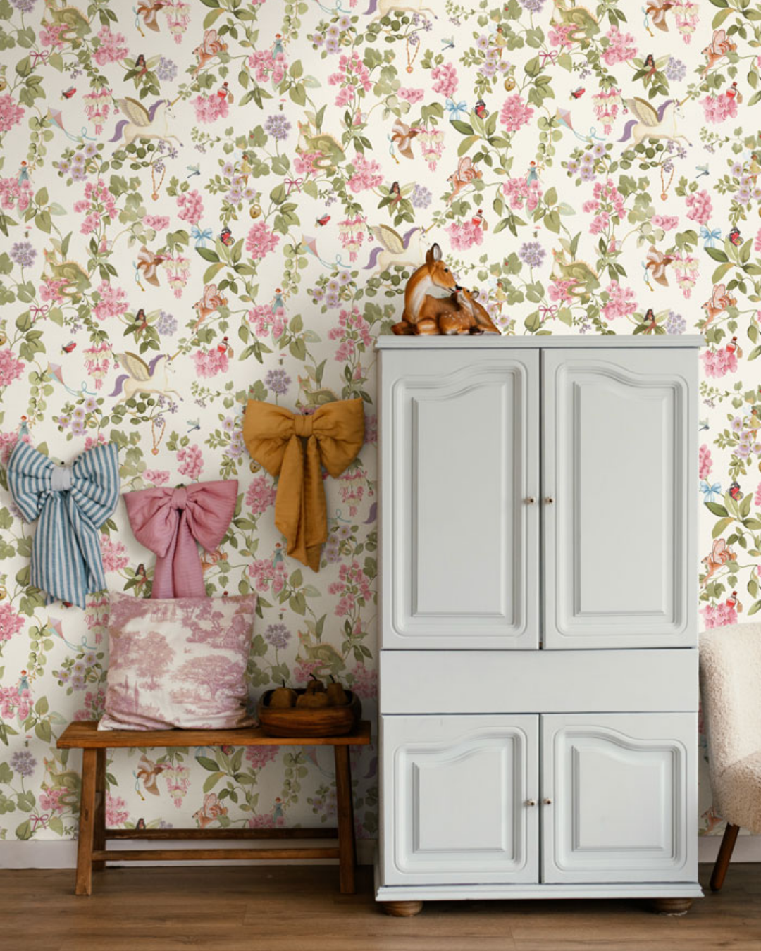 ADVENTURE AWAITS 14020